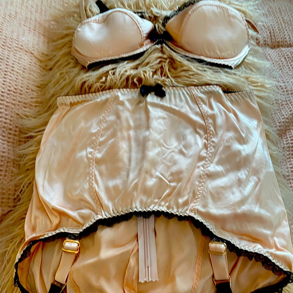 Agent Provocatuer 3 piece lingerie set